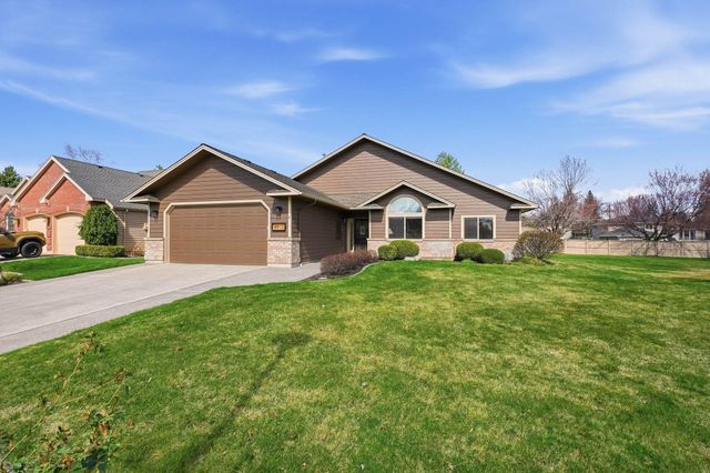 4913 S Woodfield Ln, Spokane, WA 99223