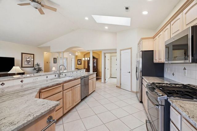 4913 S Woodfield Ln, Spokane, WA 99223