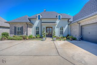 237 Peregrine Way, Bossier City, LA 71112