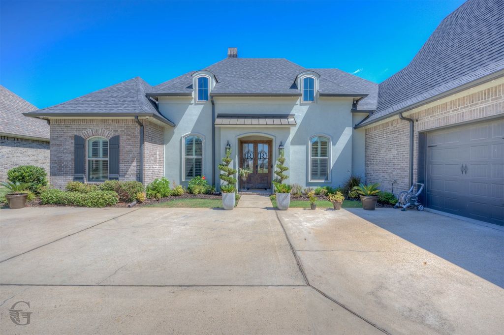 237 Peregrine Way, Bossier City, LA 71112