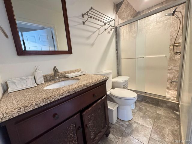 6438 Barrie Street, Dearborn, MI 48126