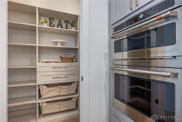 1464 Triple Crown Way, Beavercreek Twp, OH 45385