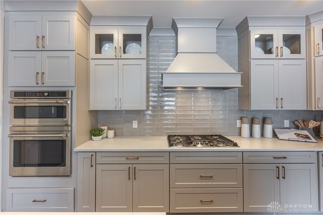 1464 Triple Crown Way, Beavercreek Twp, OH 45385