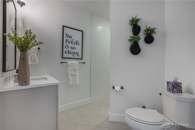 1464 Triple Crown Way, Beavercreek Twp, OH 45385