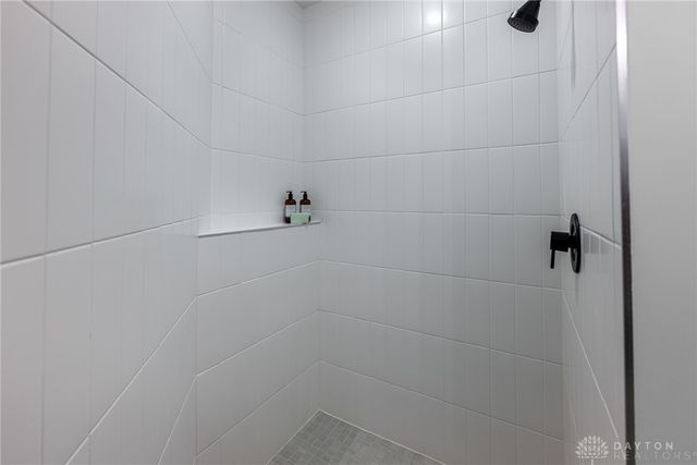 1464 Triple Crown Way, Beavercreek Twp, OH 45385