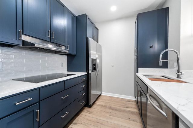 505 Jackson Hill Street 308, Houston, TX 77007