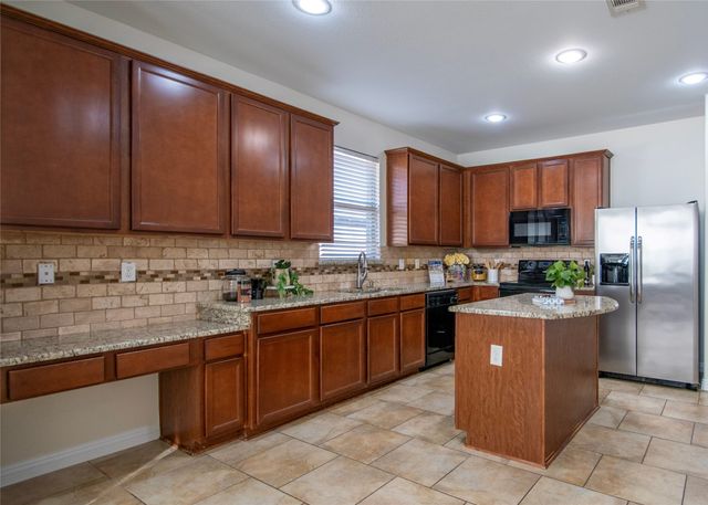 12409 Lonesome Pine Place, Fort Worth, TX 76244