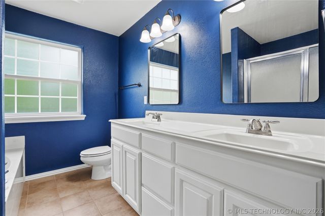 218 W 52nd Street, Sand Springs, OK 74063
