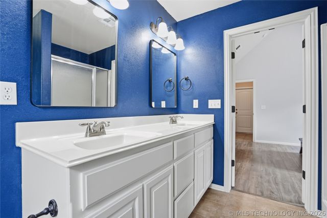 218 W 52nd Street, Sand Springs, OK 74063