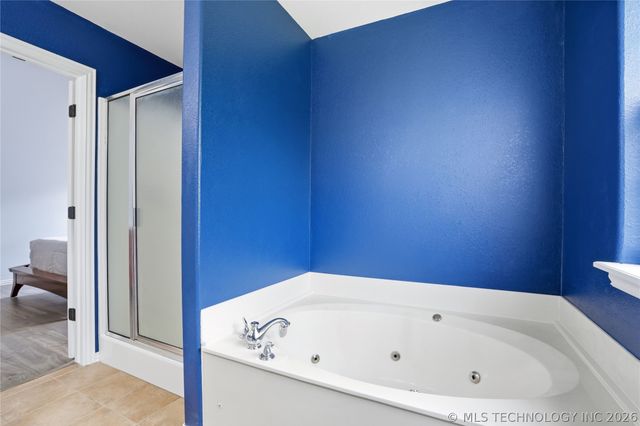 218 W 52nd Street, Sand Springs, OK 74063