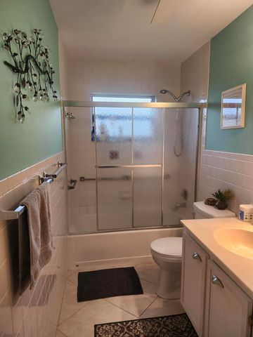 5730 E Fernley Drive E 55, West Palm Beach, FL 33415