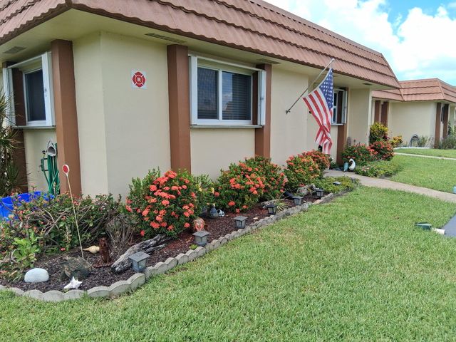 5730 E Fernley Drive E 55, West Palm Beach, FL 33415