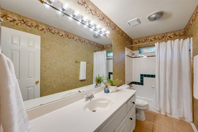 443 Copperhead Trail, Powderly, TX 75473