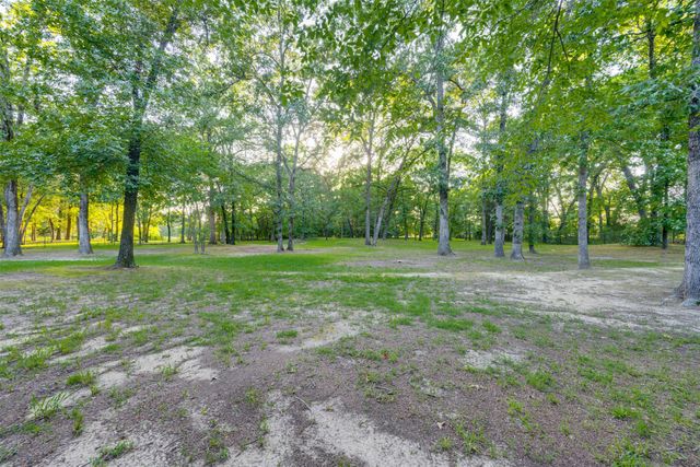 443 Copperhead Trail, Powderly, TX 75473