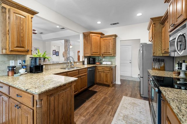 2110 Park Ridge, Denison, TX 75020