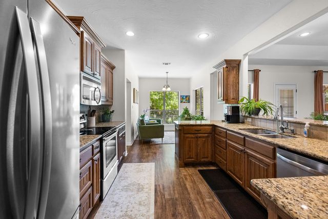 2110 Park Ridge, Denison, TX 75020