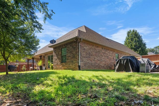 2110 Park Ridge, Denison, TX 75020