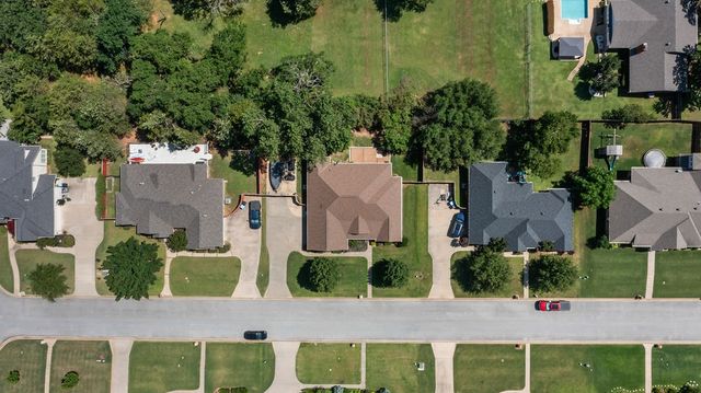 2110 Park Ridge, Denison, TX 75020