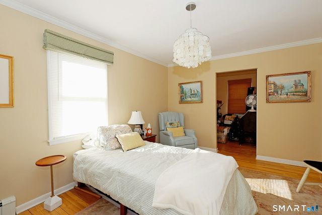 205 Winnepoge Drive, Fairfield, CT 06825