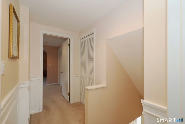 205 Winnepoge Drive, Fairfield, CT 06825