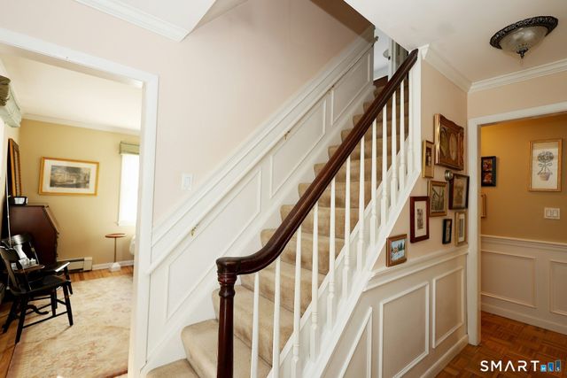 205 Winnepoge Drive, Fairfield, CT 06825