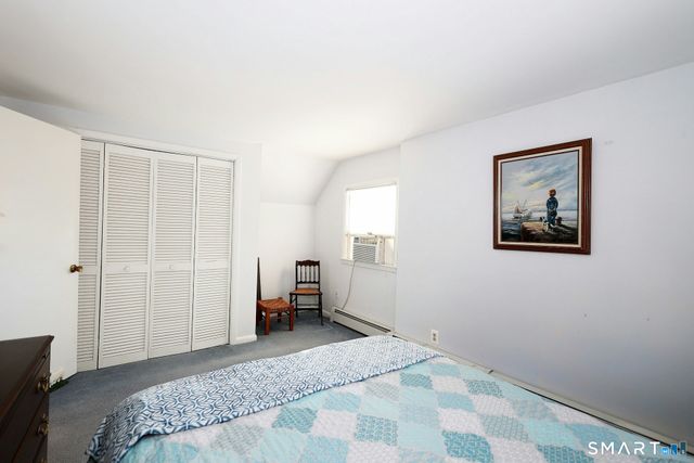 205 Winnepoge Drive, Fairfield, CT 06825