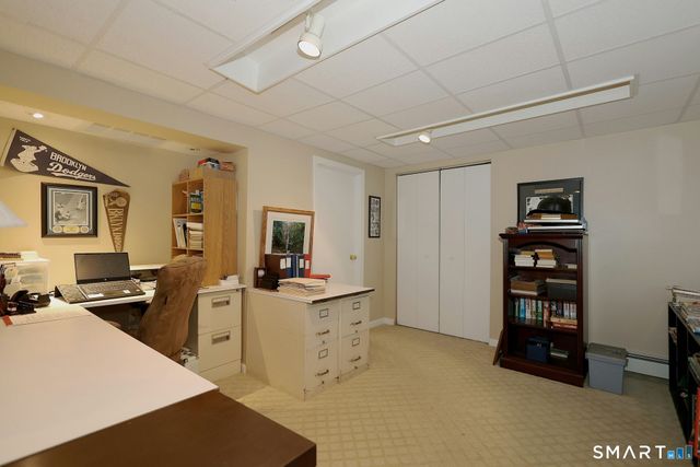 205 Winnepoge Drive, Fairfield, CT 06825