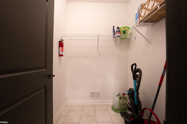 55553 Morgan Drive, Macomb, MI 48042
