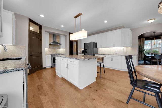 55553 Morgan Drive, Macomb, MI 48042