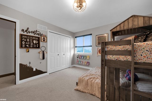 55553 Morgan Drive, Macomb, MI 48042