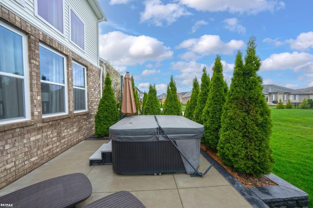 55553 Morgan Drive, Macomb, MI 48042