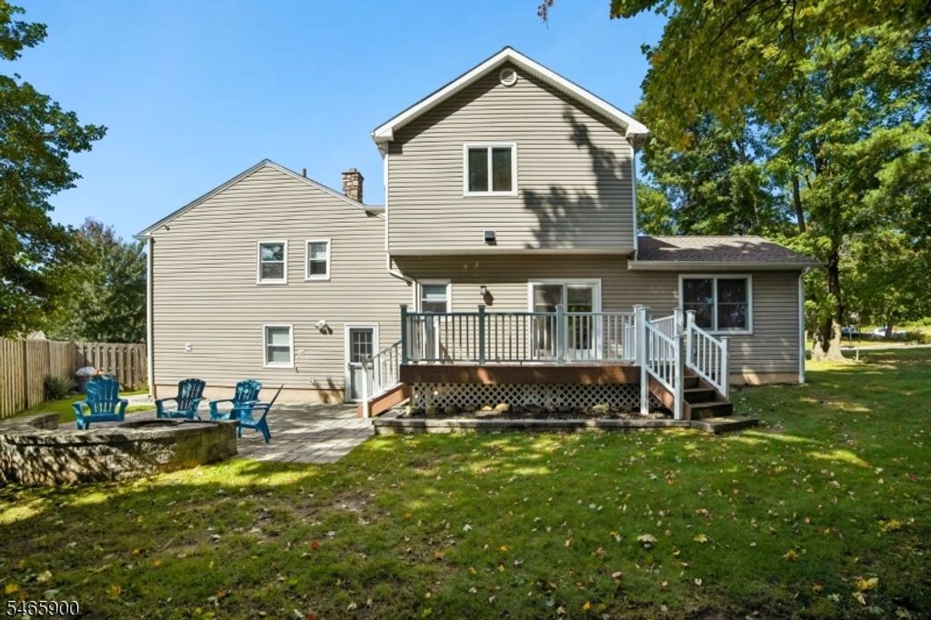 20 Emerson Dr, Livingston Twp., NJ 07039 — photo 2