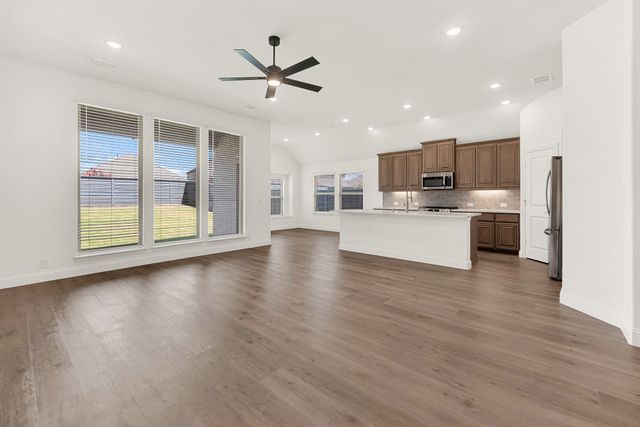 7312 Iris Road, Aubrey, TX 76227