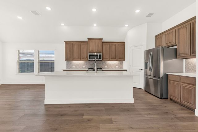 7312 Iris Road, Aubrey, TX 76227