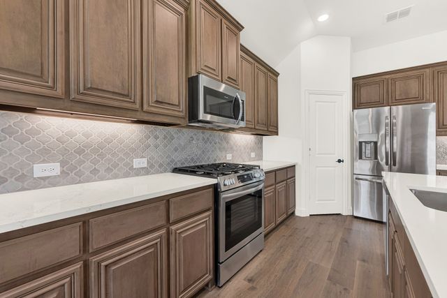 7312 Iris Road, Aubrey, TX 76227