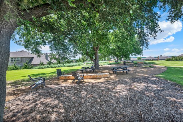 7312 Iris Road, Aubrey, TX 76227
