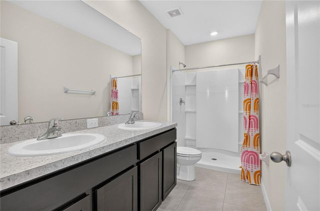 33028 TULIP PETAL LANE, Wesley Chapel, FL 33545
