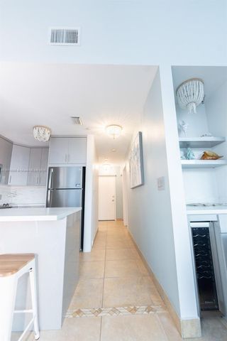 5445 Collins Ave BAY21, Miami Beach, FL 33140