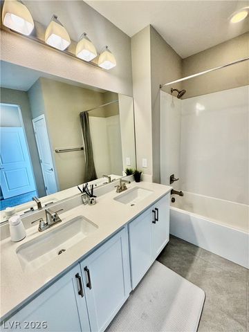 643 Solar Citrine Street, Las Vegas, NV 89138