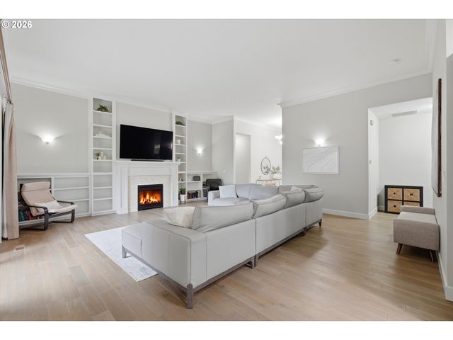 223 Se 29TH St, Gresham, OR 97080