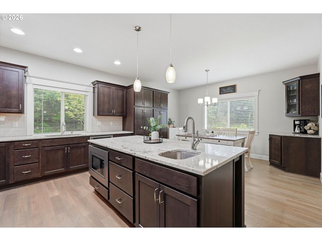 223 Se 29TH St, Gresham, OR 97080