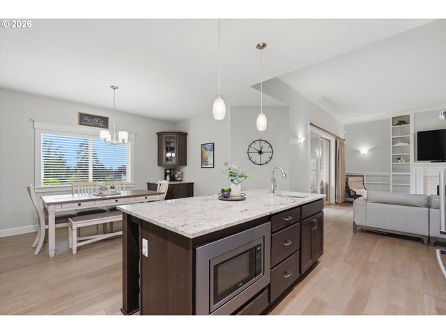 223 Se 29TH St, Gresham, OR 97080