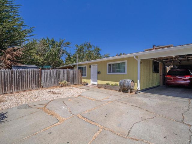 20 Marin Street, Watsonville, CA 95076
