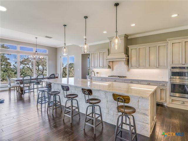 2145 San Jose Way, Canyon Lake, TX 78133