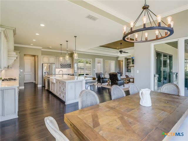 2145 San Jose Way, Canyon Lake, TX 78133