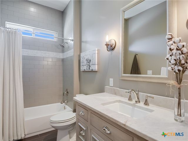 2145 San Jose Way, Canyon Lake, TX 78133