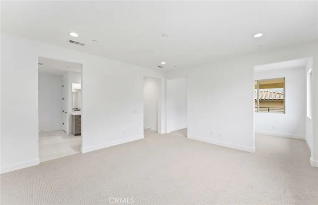 11814 Canoga Avenue, Chatsworth, CA 91311