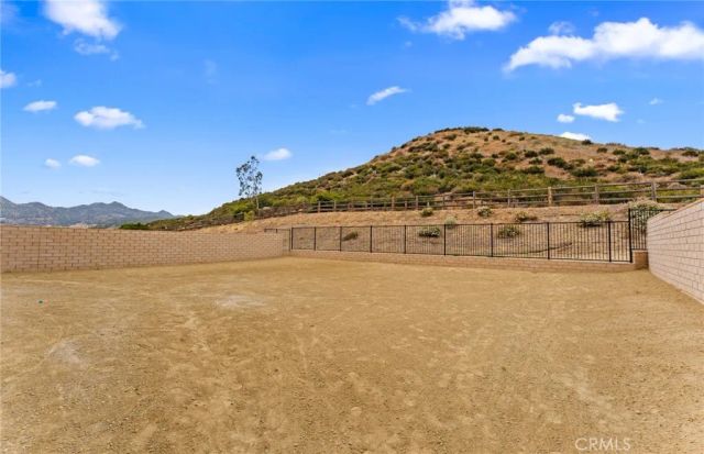 11814 Canoga Avenue, Chatsworth, CA 91311