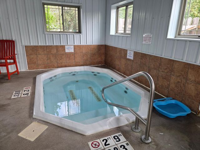 1540 US Highway 59, Detroit Lakes, MN 56501