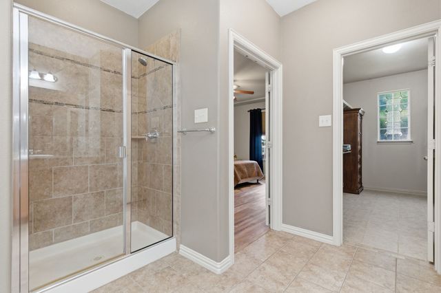 1237 Mesa Crest Drive, Fort Worth, TX 76052